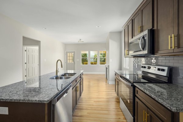 Créer une ambiance sophistiquée avec un plafonnier design art déco